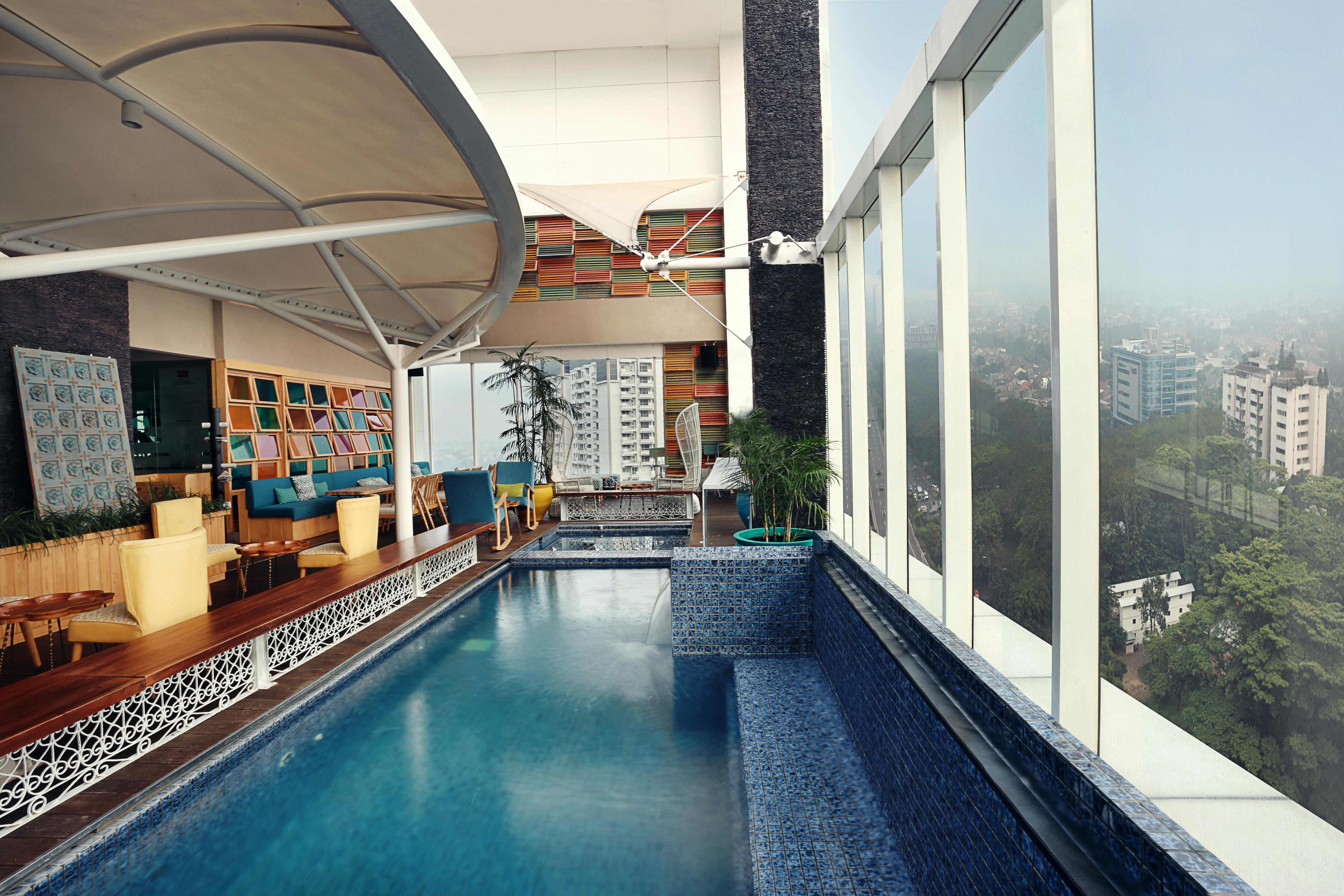 Mercure Jakarta Simatupang Екстериор снимка