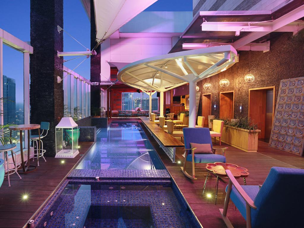 Mercure Jakarta Simatupang Екстериор снимка